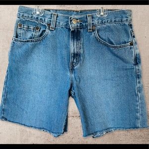 Levi’s Mid Thigh Shorts